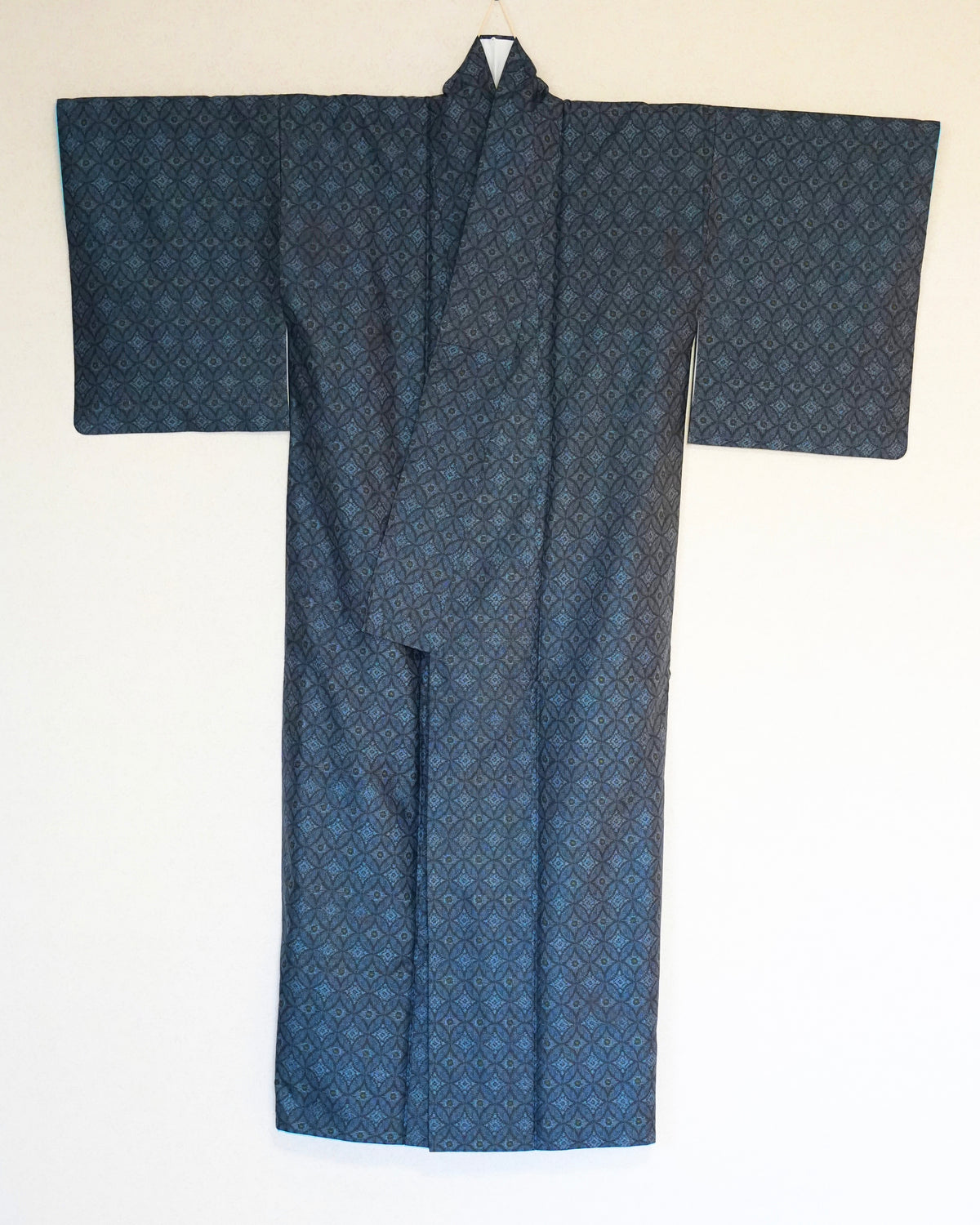 大島紬 小紋 KCO-4 – SHIRU/糸縷